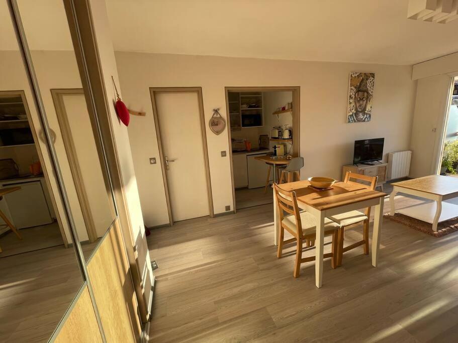 Petit Studio Zen Avec Parking Gratuit Reserve Houlgate Bagian luar foto